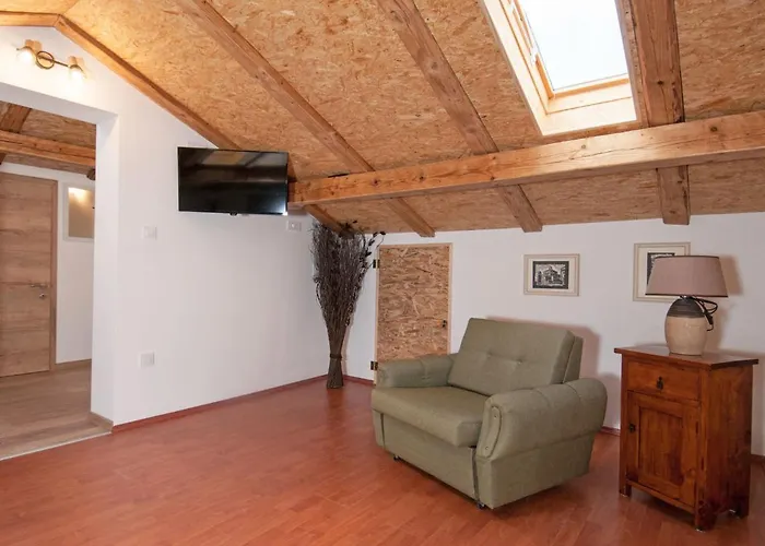 Tre Rose By Interhome Apartament Zvoneca