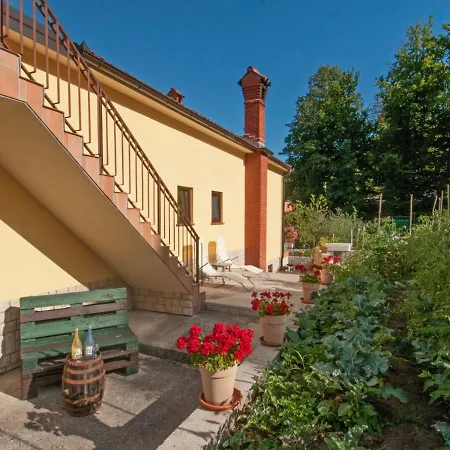 Apartmán Tre Rose By Interhome *