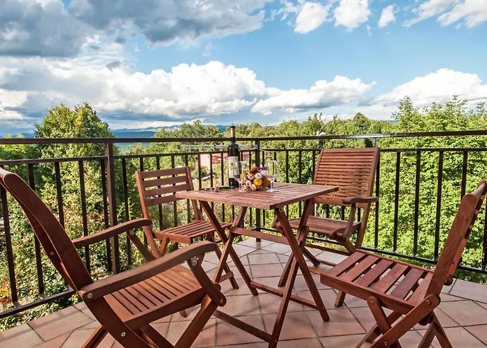 Tre Rose By Interhome * Zvoneca